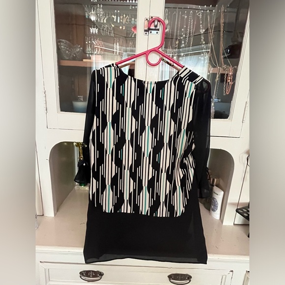 Striped Blouse Size Medium - Picture 2 of 2